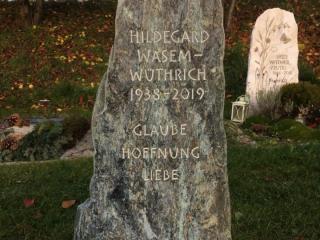 Findlinge und Spaltfelsen